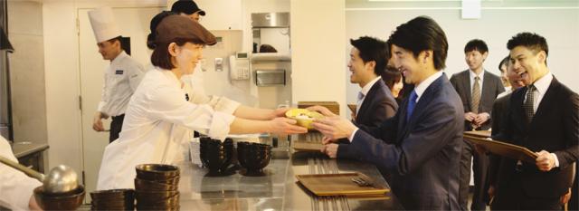 結婚式場やホテル会場などでの経験がある方や興味がある方お待ちしております!